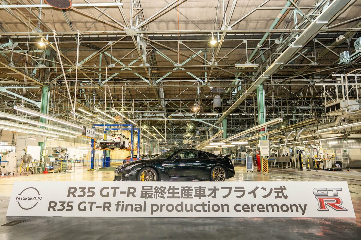 日产「东瀛战神」R35 GT-R正式停产！18年销售历程落幕，累计产量达4.8万辆