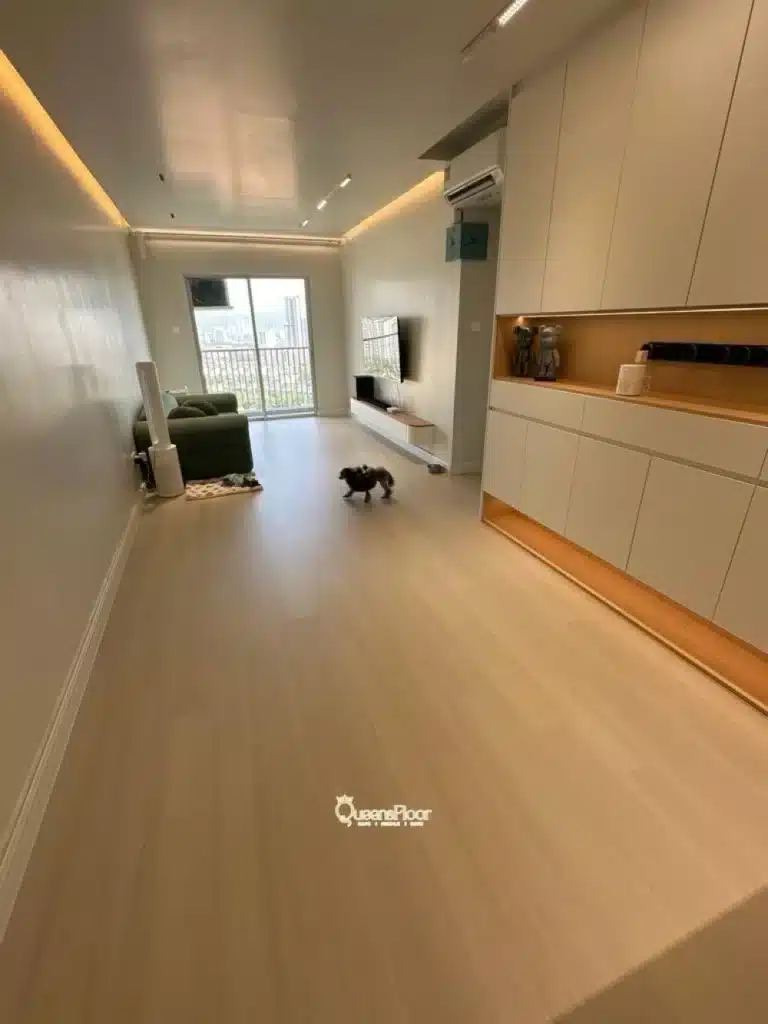 QueensFloor vs JENFloor