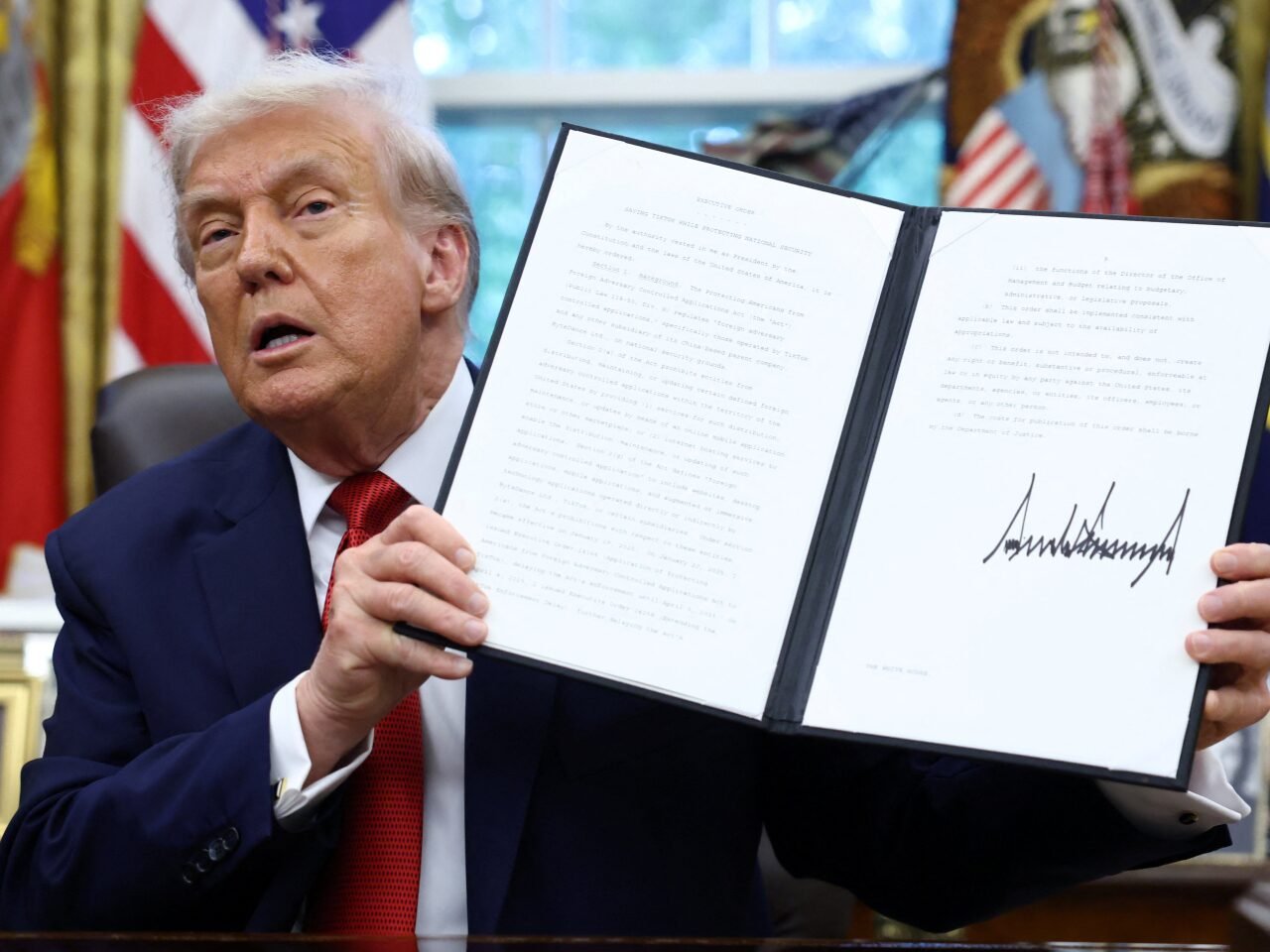特朗普签署行政令强推美国收购TikTok，140亿美元估值震动全球