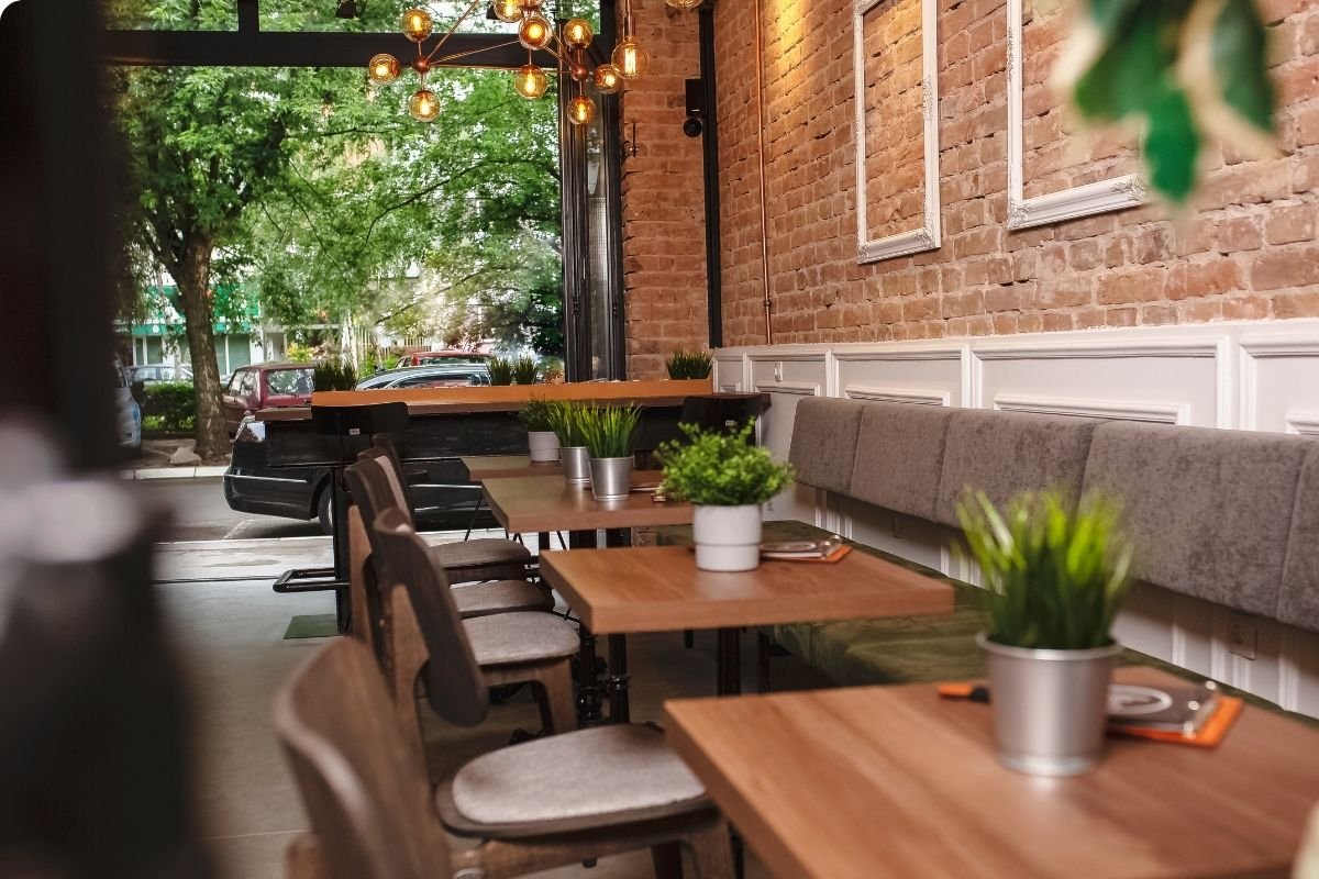 很多大马餐饮老板其实都卡在水质这一关,选对马来西亚商用过滤器才能告别维修噩梦