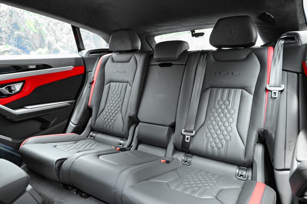 “吉隆坡兰博基尼 Urus 出租”