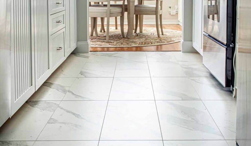 瓷砖 vs 地板哪一个好